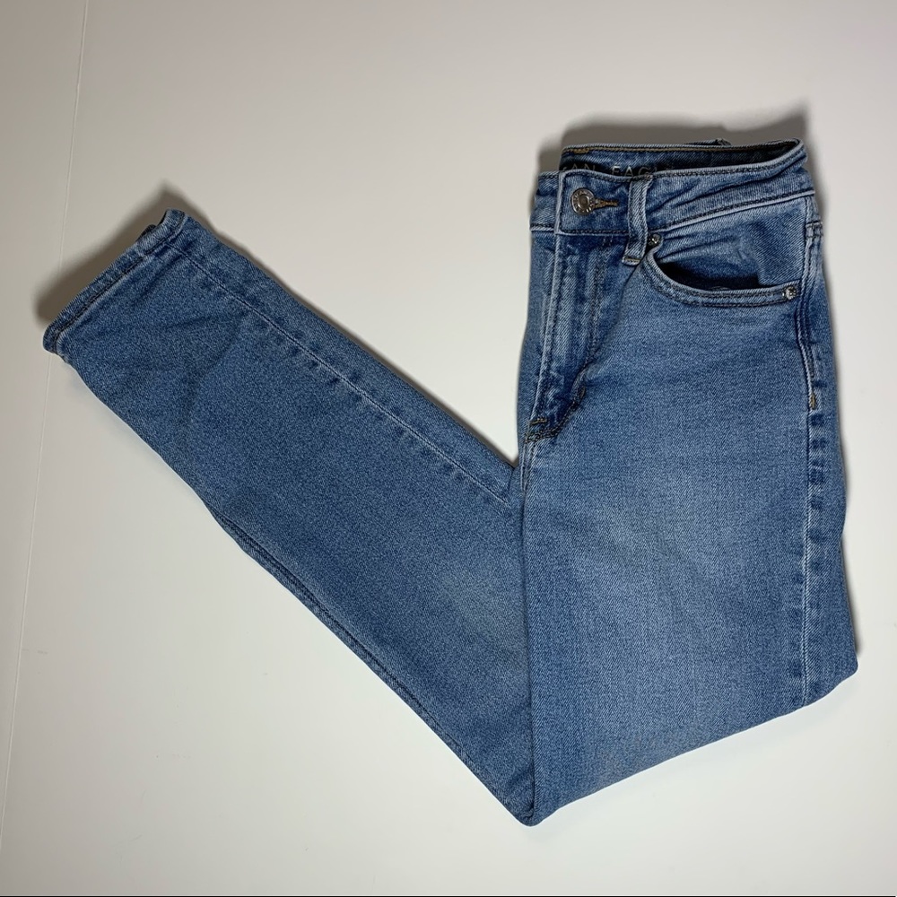 American Eagle Mom Jean 00